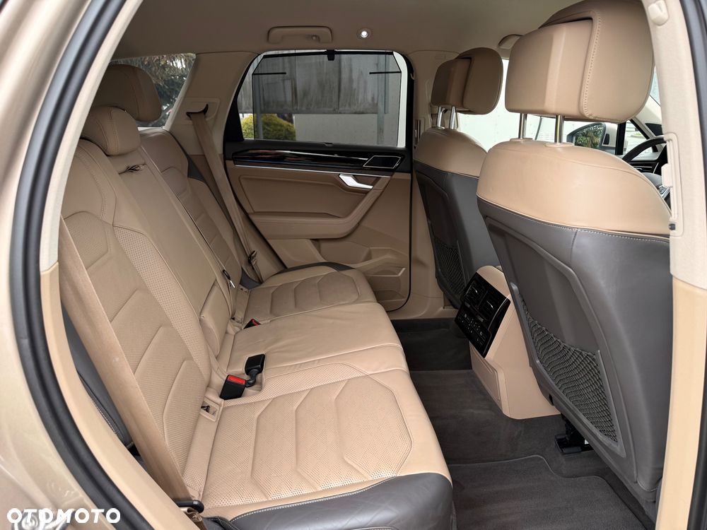 Volkswagen Touareg - 10
