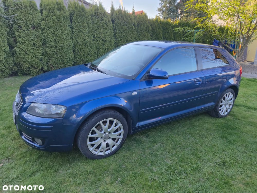 Audi A3 3-drzwiowe 1.6 Ambiente - 4