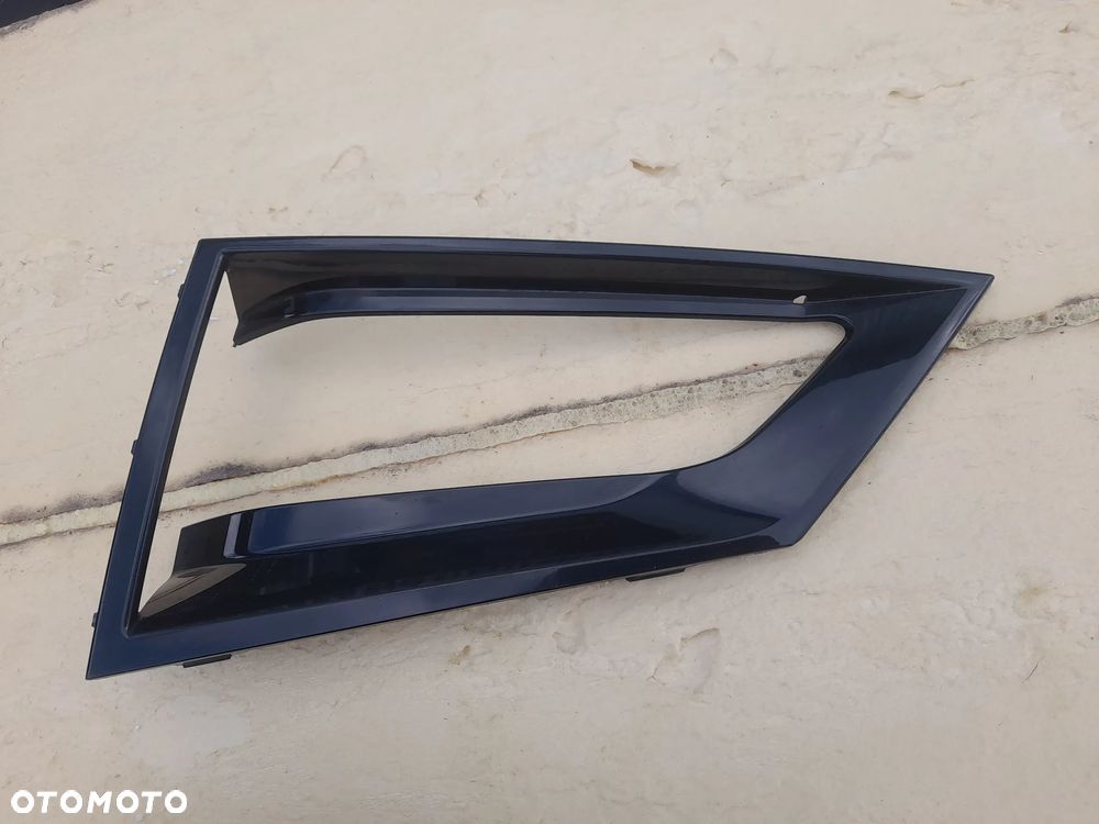 SKODA FABIA IV 6VA HALOGEN PRAWY+RAMKA KRATK - 3
