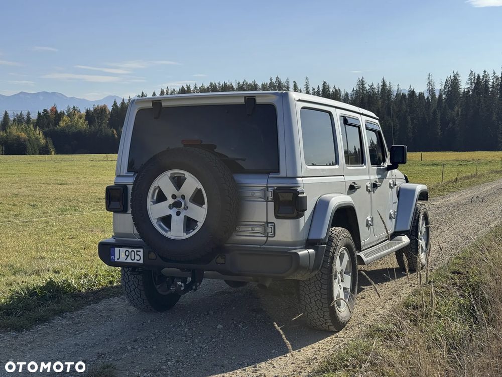 Jeep Wrangler Unlimited 3.6 Automatik Sahara - 8