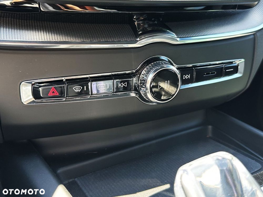Volvo XC 60 - 20