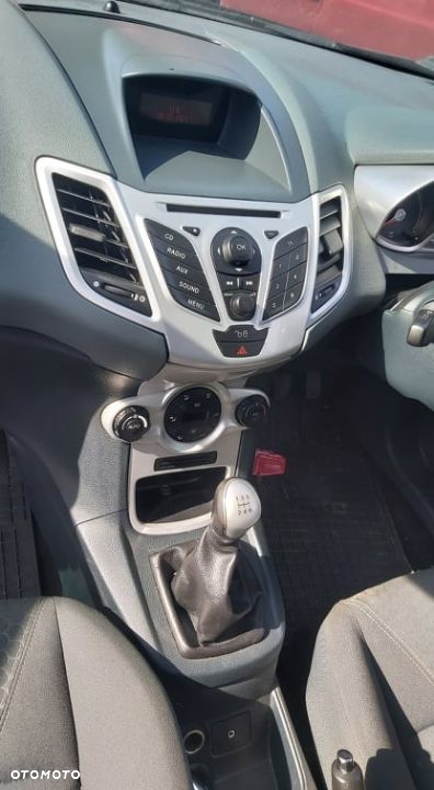Ford Fiesta mk7 rozrusznik 1,6 tdci - 9