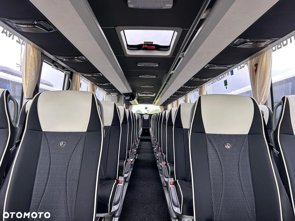 Mercedes-Benz Tourismo - 17
