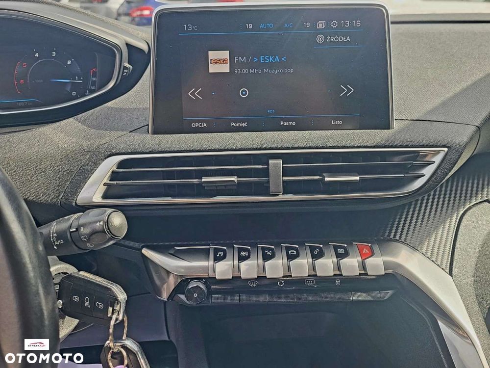 Peugeot 3008 - 18