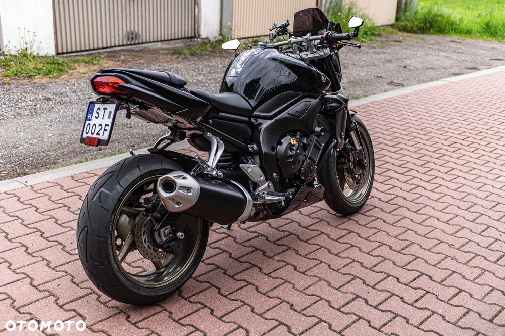 Yamaha FZ - 13