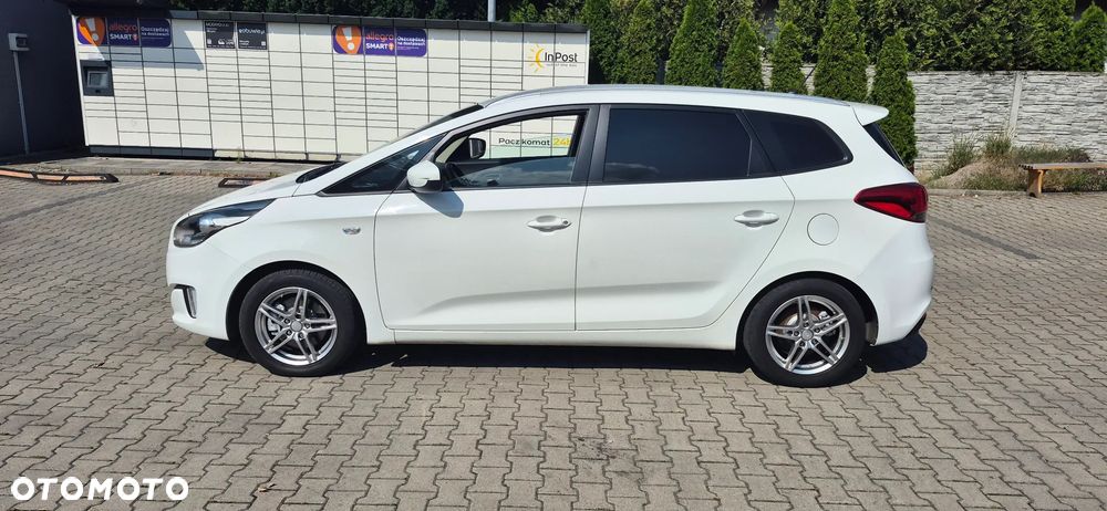 Kia Carens 1.7 CRDi 115 Dream Team Edition - 8