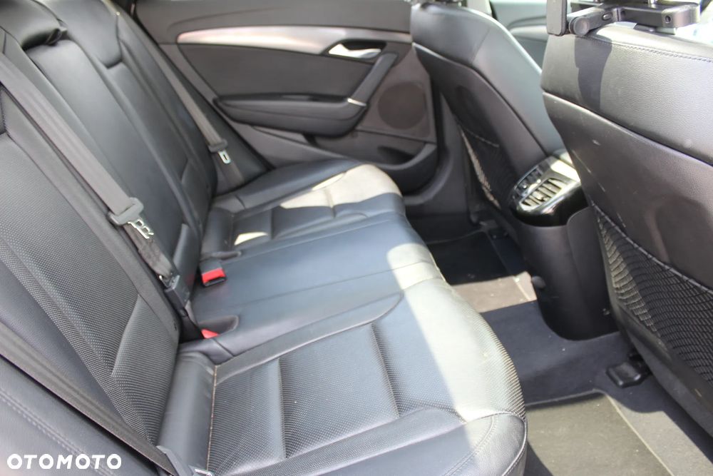 Hyundai i40 Kombi blue 1.7 CRDi DCT Premium - 11