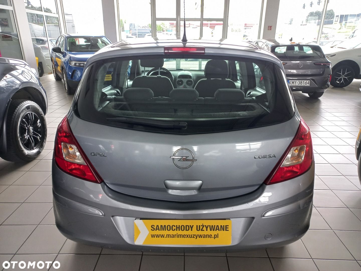 Opel Corsa 1.2 16V Essentia - 5