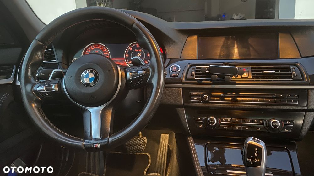 BMW Seria 5 520d Sport-Aut - 1