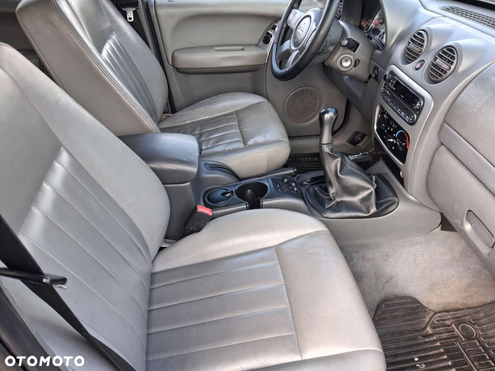 Jeep Cherokee 2.8 CRD Limited - 6