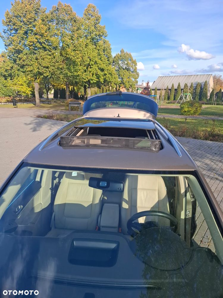 Volkswagen Tiguan - 20