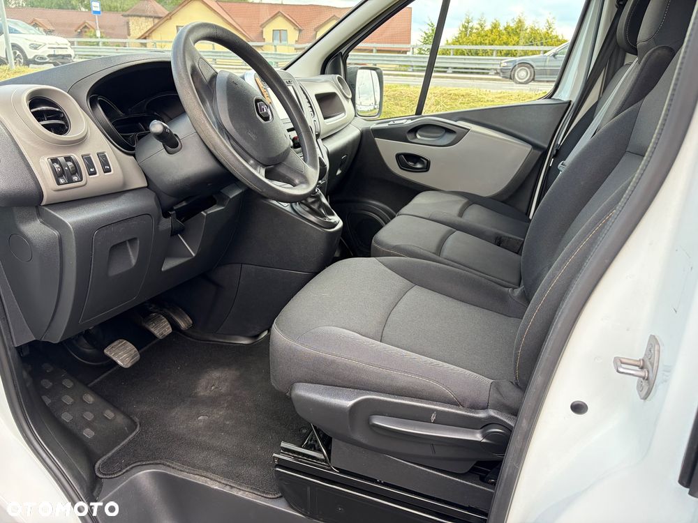 Renault Trafic - 8