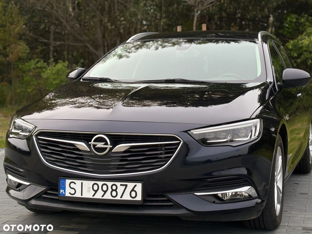 Opel Insignia - 1