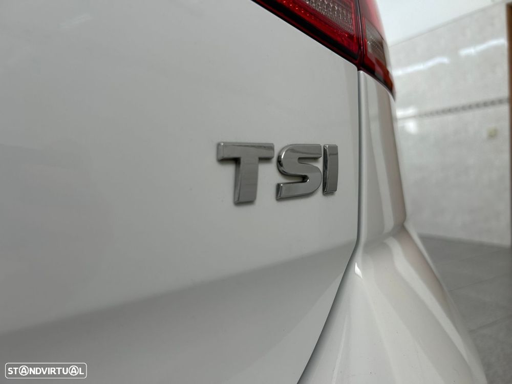 VW Golf 1.0 TSI Confortline - 9