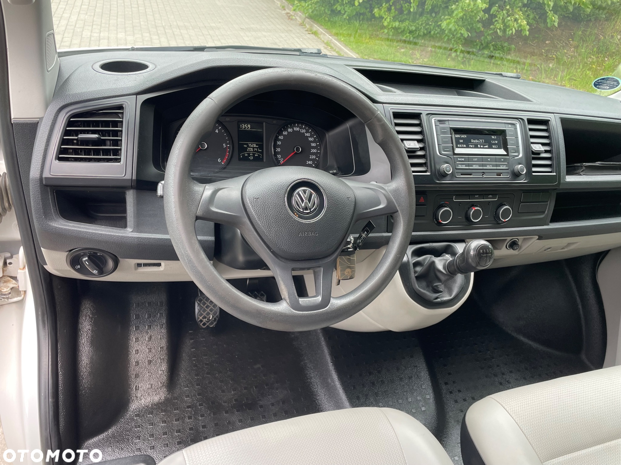 Volkswagen Transporter T6 - 11