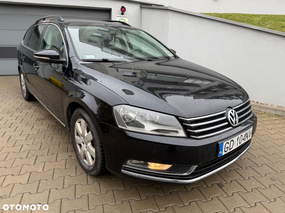 Volkswagen Passat 1.6 TDI DPF BlueMot Comfortline - 1