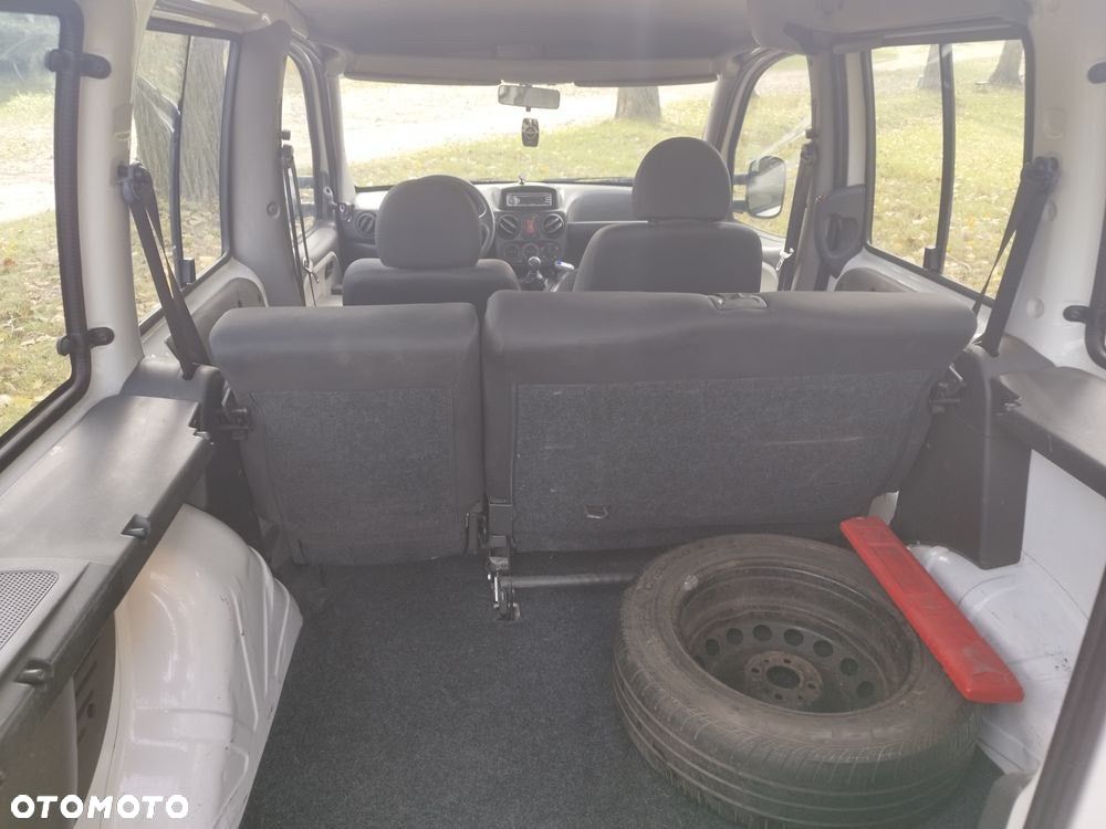 Fiat Doblo - 10