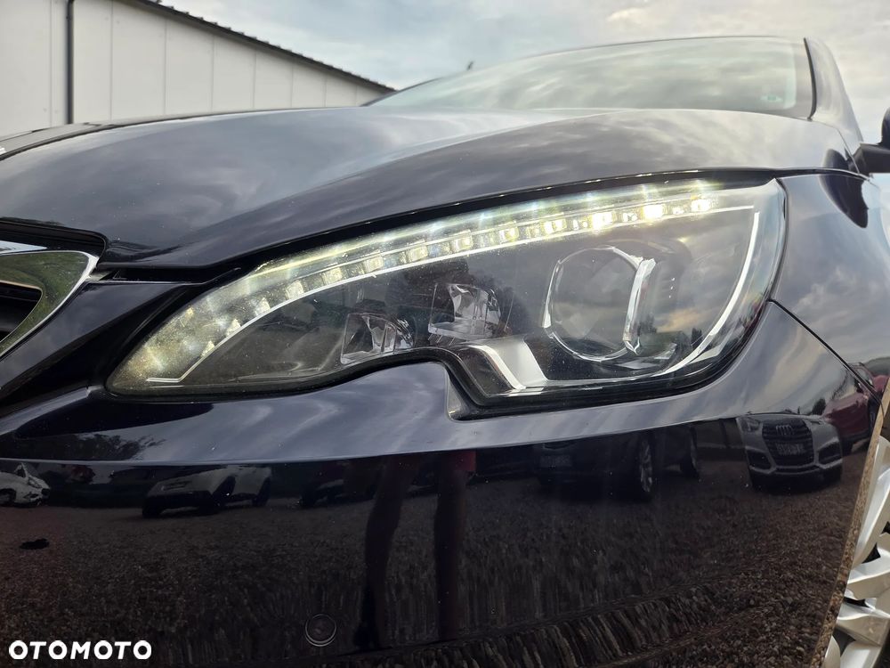 Peugeot 308 BlueHDi 120 Stop & Start GT-Line Edition - 11