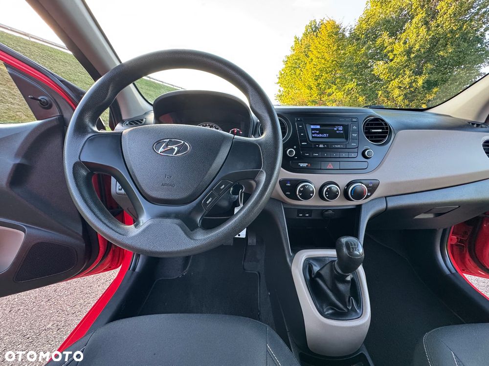 Hyundai i10 1.0 BlueDrive Go - 34