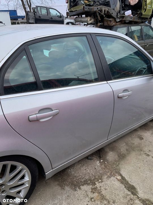 CADILLAC BLS drzwi prawy tył - 1
