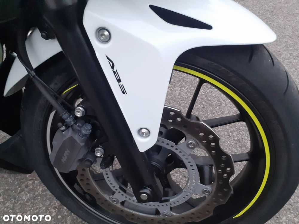 Honda CBR - 29