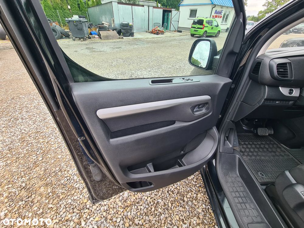 Opel Vivaro - 14