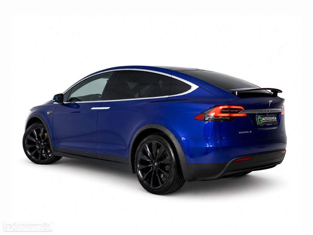 Tesla Model X 100D - 7