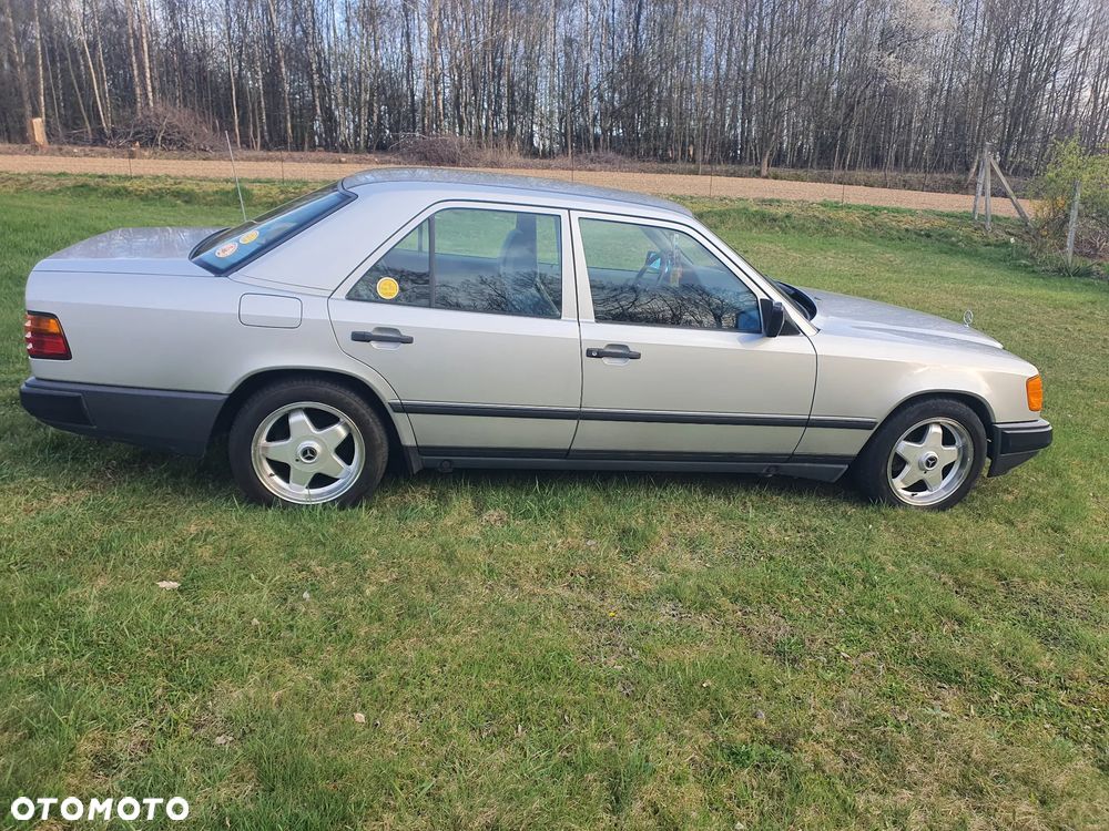 Mercedes-Benz W124 (1984-1993) - 3