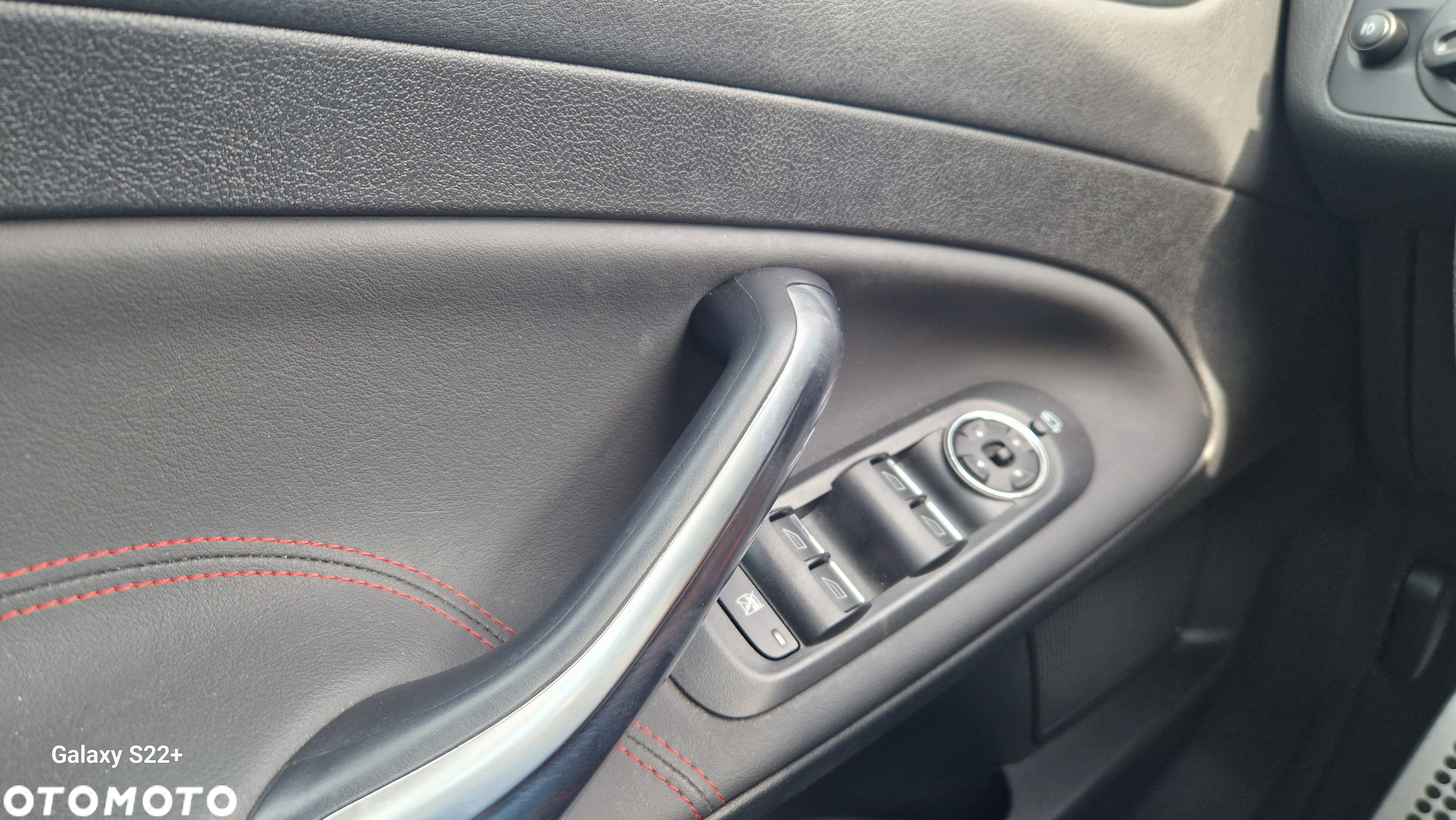 Ford Mondeo 2.0 EcoBoost Titanium S - 13