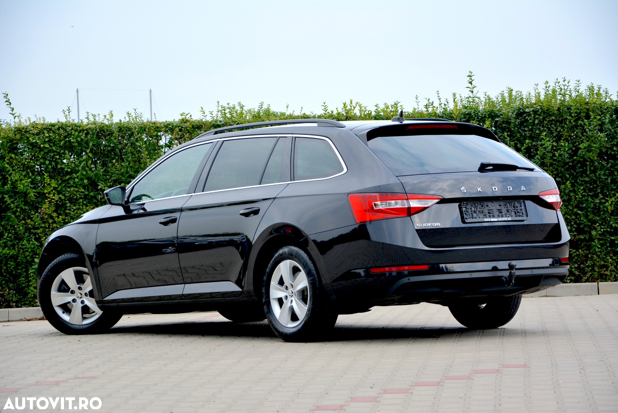Skoda Superb 2.0 TDI DSG Style - 10