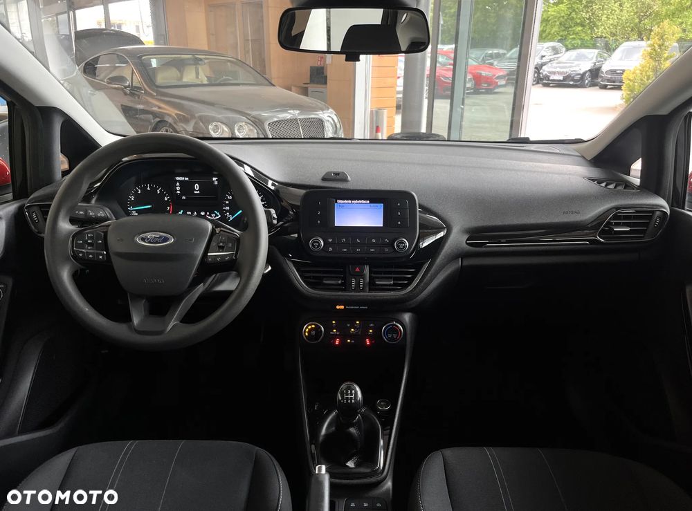 Ford Fiesta 1.1 S&S TITANIUM - 9