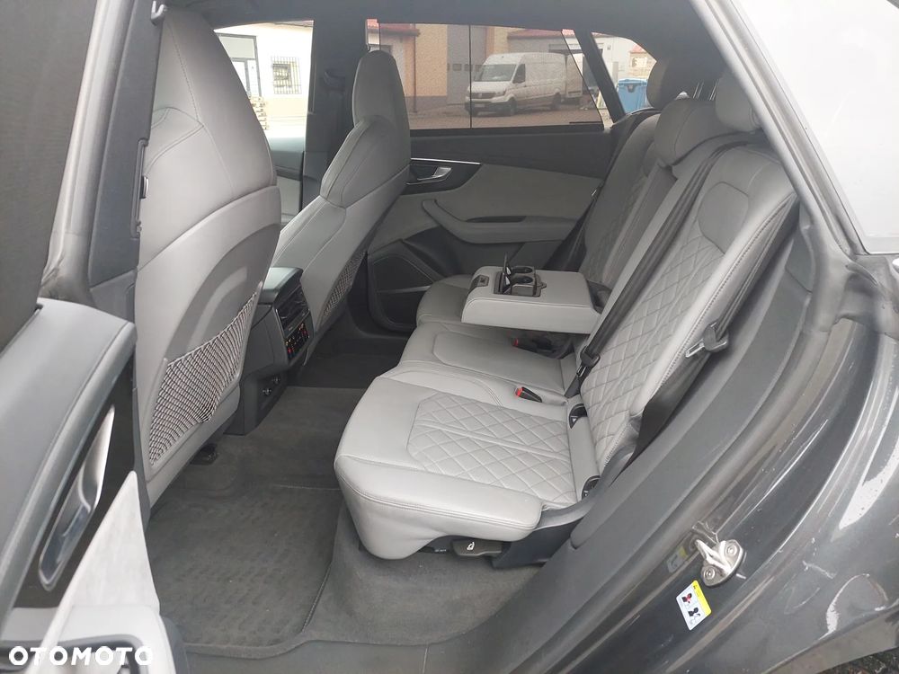 Audi Q8 - 20