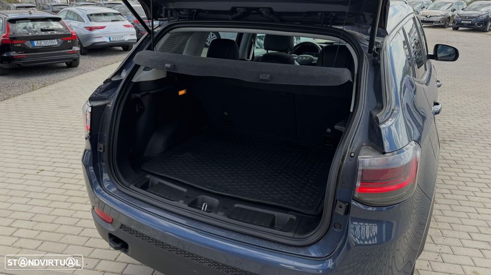 Jeep Compass 1.3 TG Trailhawk - 5