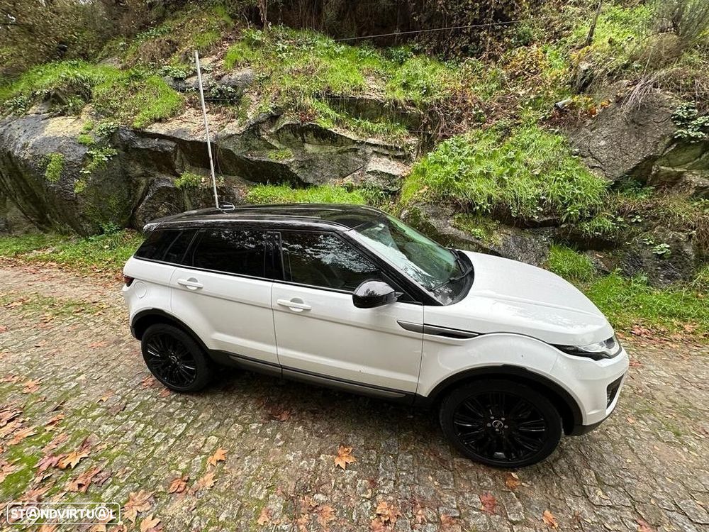 Land Rover Range Rover Evoque 2.0 D150 AWD R-Dynamic Auto - 43