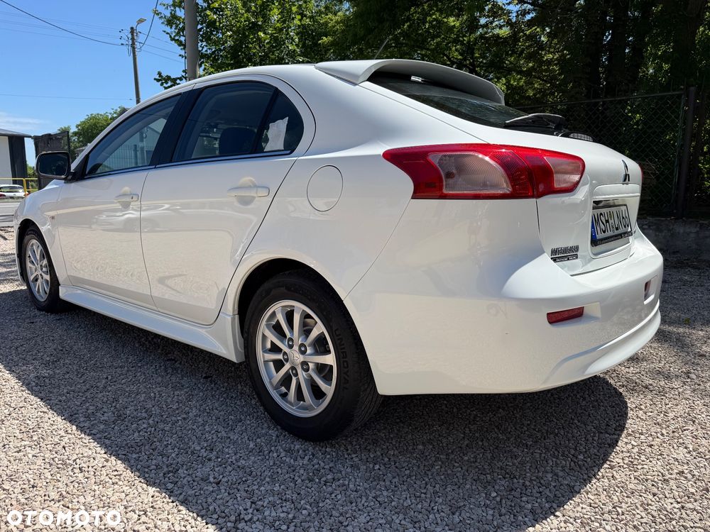 Mitsubishi Lancer 1.6 ClearTec Inform - 10