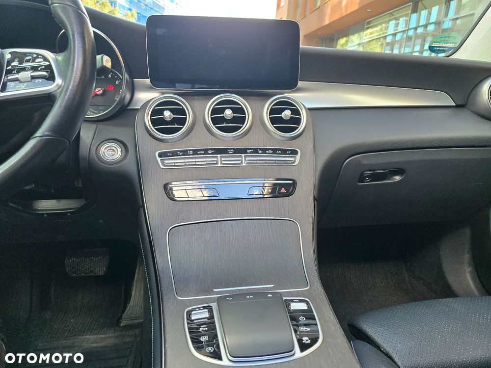 Mercedes-Benz GLC 200 4-Matic - 32