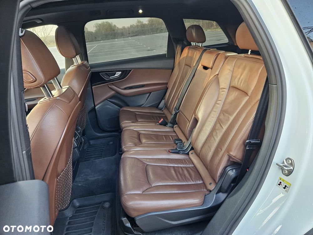 Audi Q7 - 11