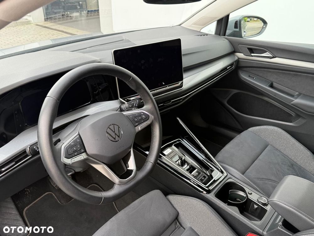 Volkswagen Golf 1.5 eTSI mHEV Style DSG - 8