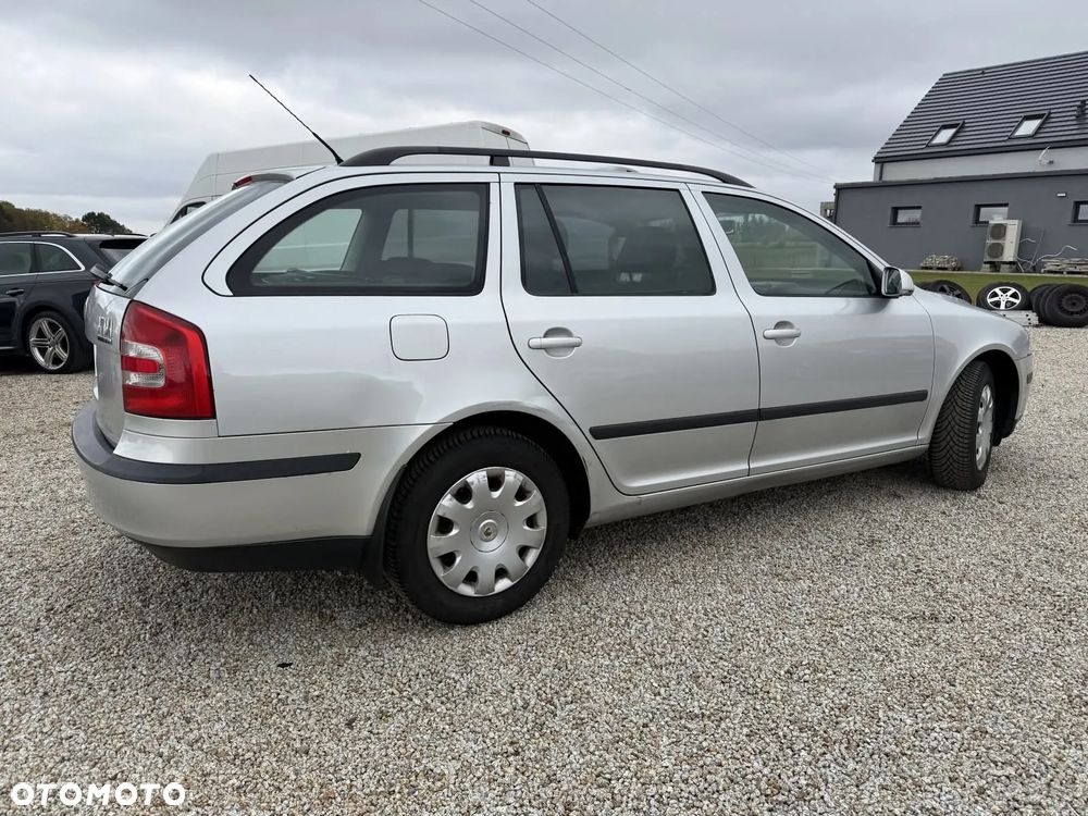 Skoda Octavia 2006 photo 4