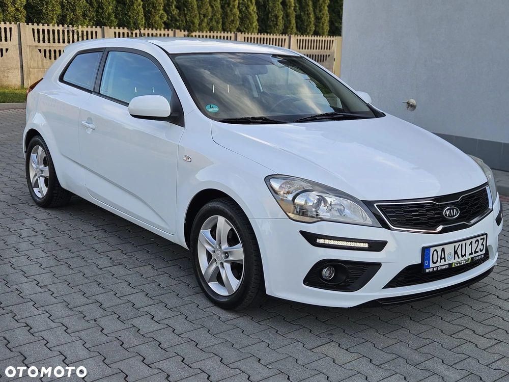 Kia ProCeed 1.4 CVVT Dream-Team Edition - 19