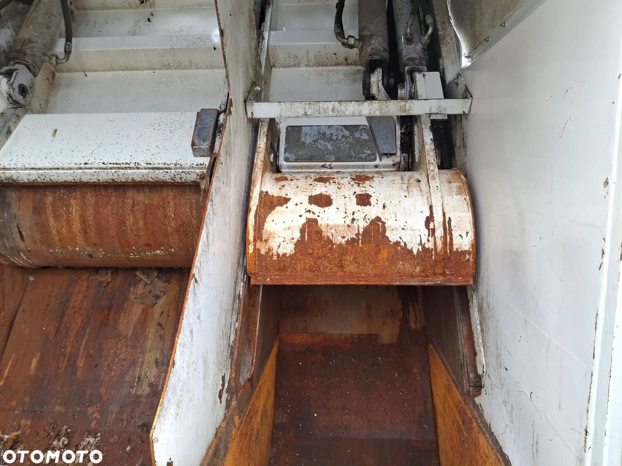Iveco Stralis 360 Śmieciarka FAUN Dwukomorowa Dwie Komory Euro 5 Segregacja - 6