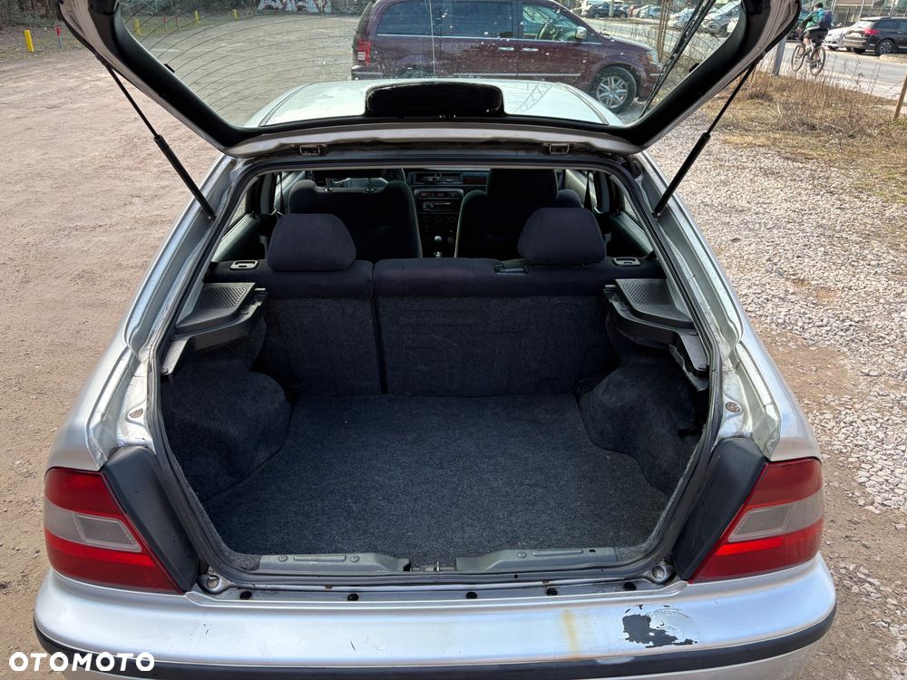 Honda Civic 1.4i S - 12