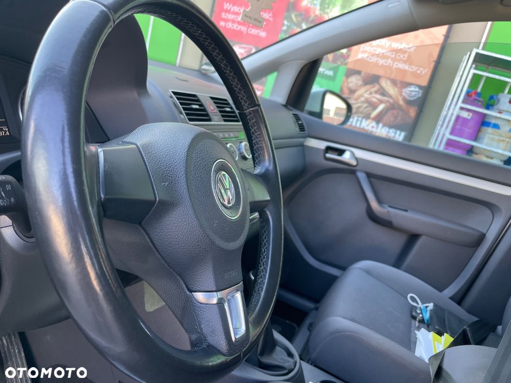 Volkswagen Touran 1.6 TDI SCR BlueMotion Technology Comfortline - 10