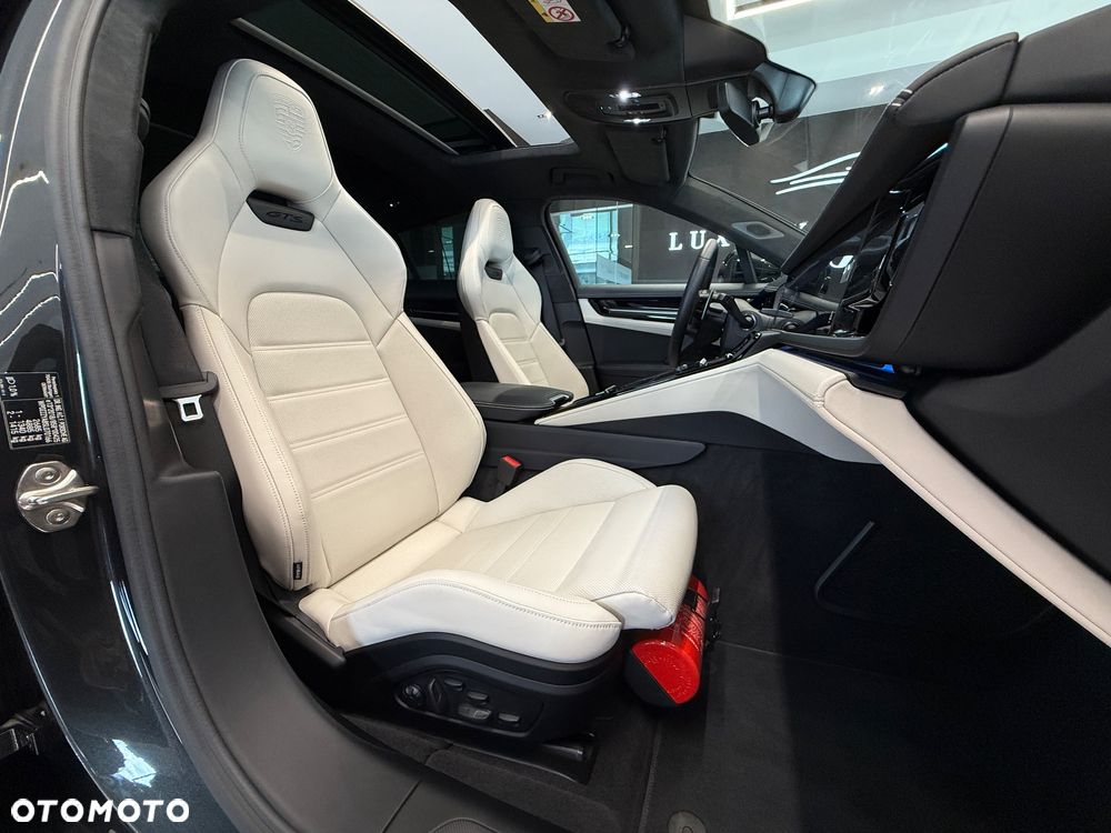 Porsche Panamera GTS - 17