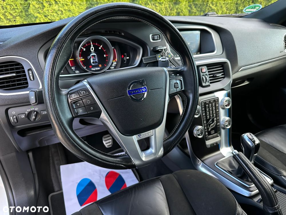 Volvo V40 D2 RDesign - 19