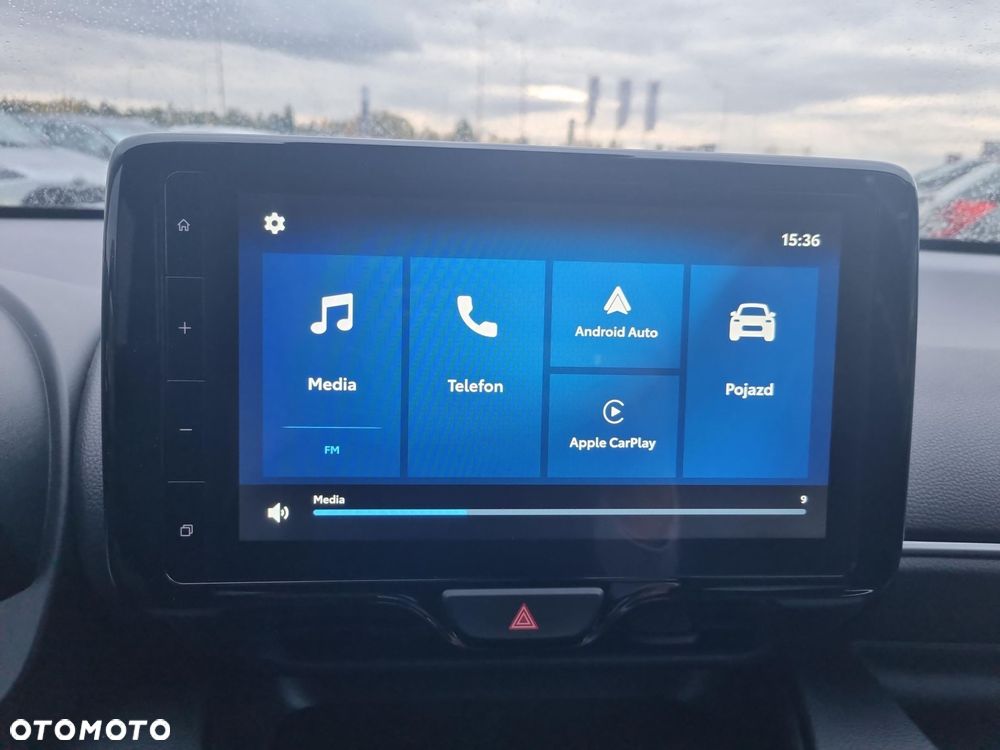 Toyota Yaris Hybrid 1.5 Style - 19