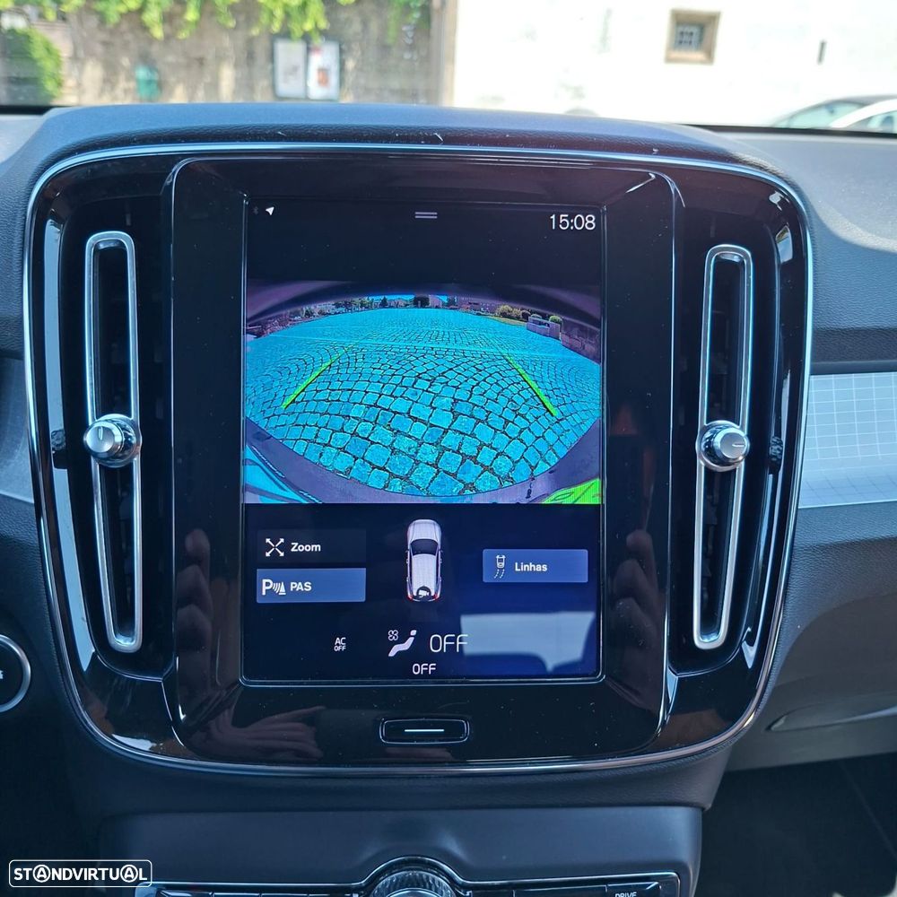 Volvo XC 40 1.5 T3 Momentum - 22