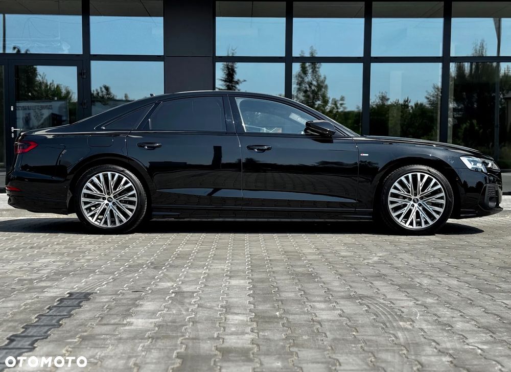Audi A8 - 11