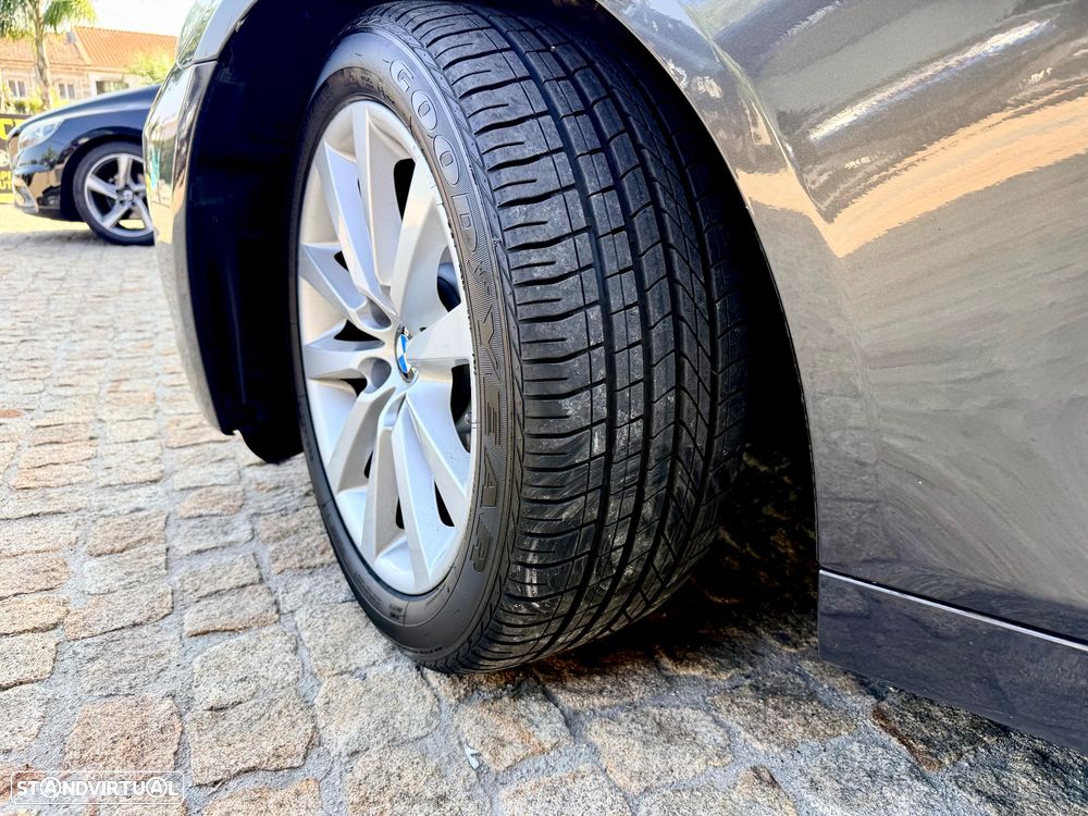 BMW 520 d Exclusive Auto 123g - 21