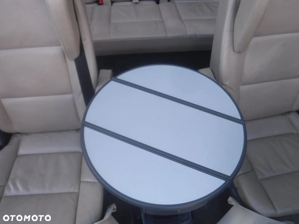 Vw T5 Lift T6 multivan fotele siedzenia grzane  kanapa skory stolik przekladka 2 X drzwi boczki roletki kpl - 25